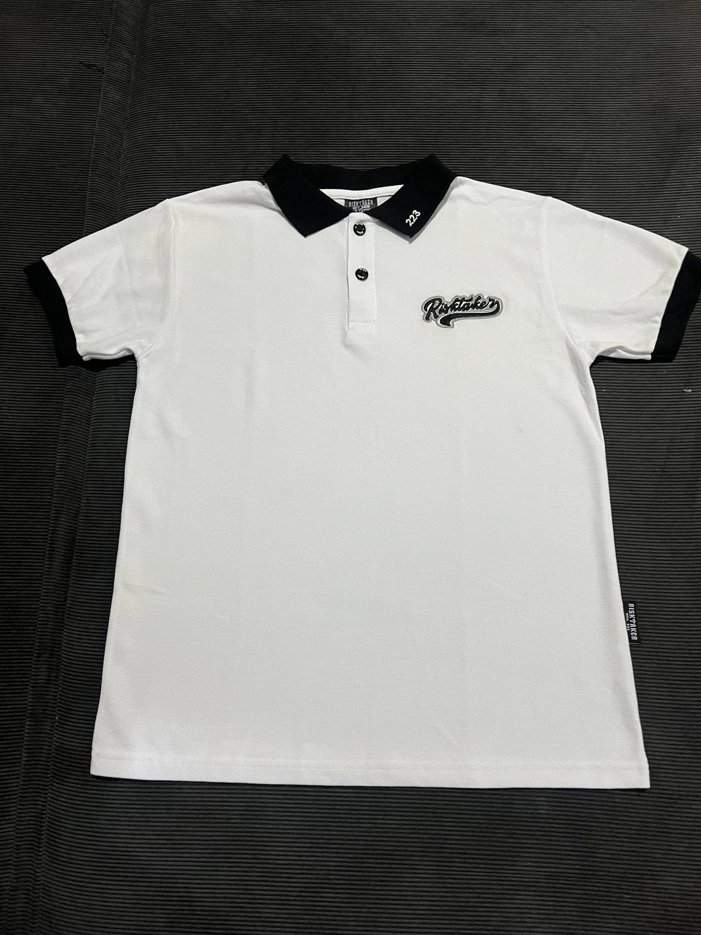 RISKTAKER " Tail Swift Design "