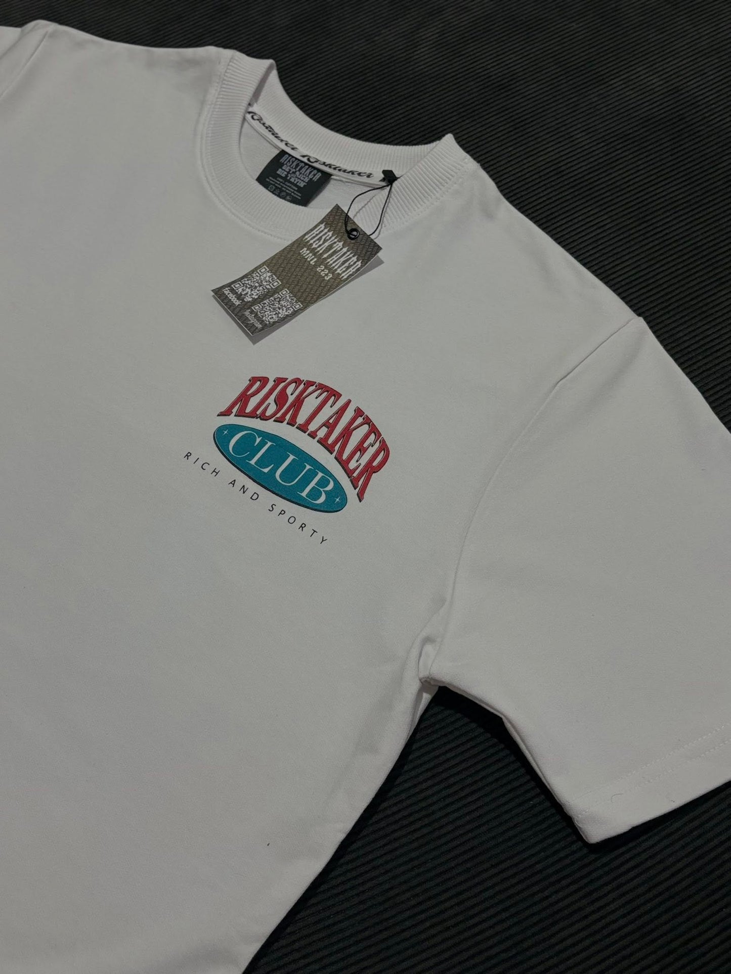 RISKTAKER " Rich & Sporty "